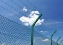 Kwikfynd Barbed wire fencing
mundooisland